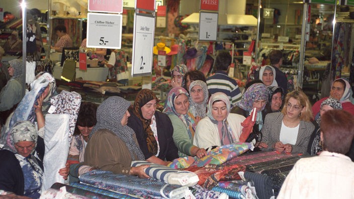 Türkische Frauen im Laden