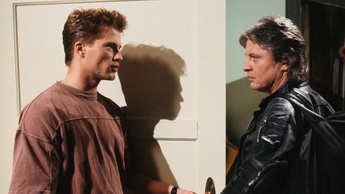 Streit zwischen Vater und Sohn: Jo (Til Schweiger, links) ist nicht einverstanden mit der Art wie Andy (Jo Bolling) mit Gabi umspringt.
