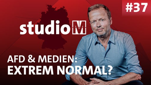 Foto von MONITOR-Leiter Georg Restle auf rotem Hintergrund, Schriftzug: "AfD & Medien: Extrem normal?"