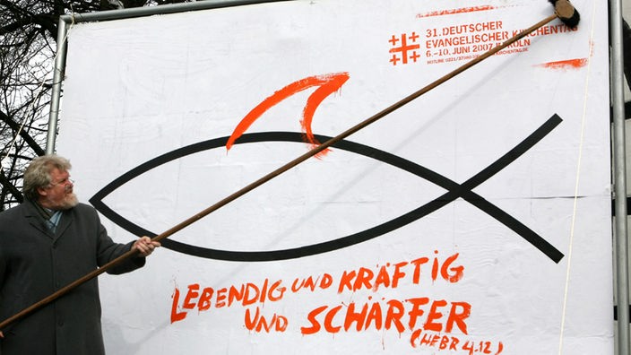 Plakat mit dem Logo des Kirchentages