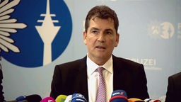 Pressekonferenz Wehrhahn-Anschlag, Oberstaatsanwalt Ralf Herrenbrück