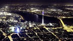 Luftaufnahme Düsseldorf bei Nacht