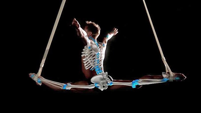 Montage: Akrobat mit sichtbarem Skelett