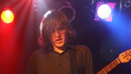 Ein Gitarrist von Von Thun & 77 beim Bootleg im September 2007