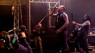 Combichrist während eines Auftrittes im Rahmen des "XXIV. With Full Force Festival 2017" vom 22.06. - 24.06.2017 in Ferropolis, Gräfenhainichen.