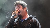 Chino Moreno von Deftones singt beim Area4 Festival 