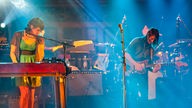 Norah Jones liefert mit ihrer Band eine grossartige Show ab