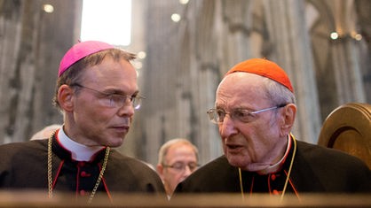Erzbischof Joachim Kardinal Meisner (r) und der Limburger Bischof Franz-Peter Tebartz van-Elst