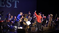 Das Zurich Jazz Orchestra unter der Leitung von Steffen Schorn beim WDR 3 Jazzfest 2016 in Münster