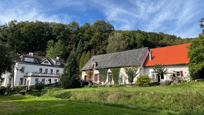 Gutshof der Selbstversorger-Familie Niedrig in Urft der Eifel