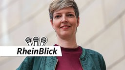 Wibke Brems (Bündnis 90/Die Grünen) auf der Wendeltreppe im Landtag