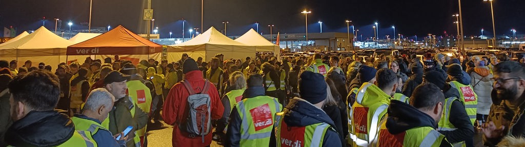 UPS Mitarbeiter am Warnstreik am Köln Bonner Flughafen im vergagenen Dezember