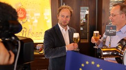 Duisburg verteilt Freibier zur Europawahl