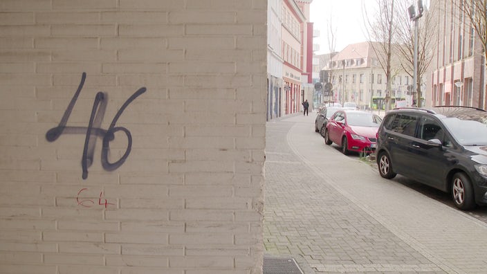 Die Jugendgang 46 verbreitet Angst und Schrecken in einer Oberhausener Einkaufsstraße 
