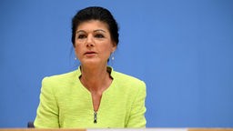 Sahra Wagenknecht stelllt den Verein "Bündnis Sahra Wagenknecht" vor