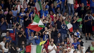 Italienische Fans beim Spiel gegen Malta 