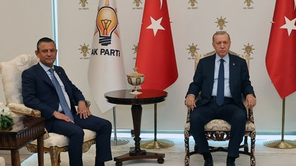 Özgür Özel und Recep Tayyip Erdogan