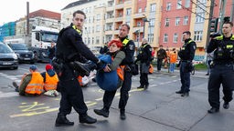 Klimatski aktivisti grupe Posljednja generacija (Letzte Generation) najavljuju da će paralizirati saobraćaj u Berlinu
