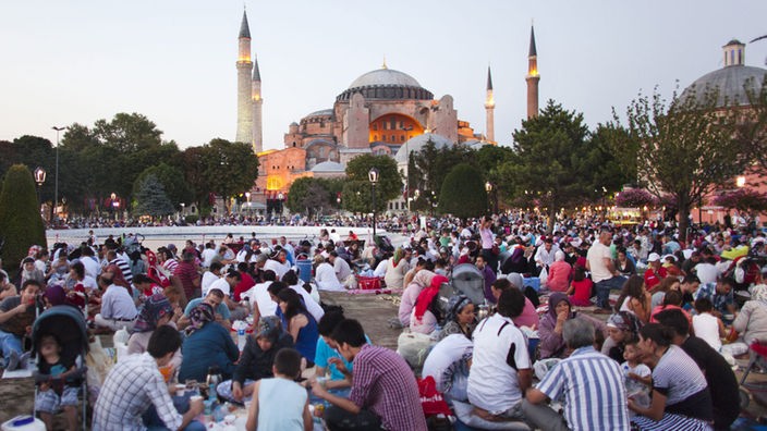 Ramadan: Fastenbrechen in Istanbul