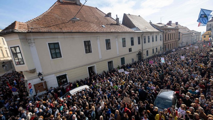 Protest opozicije u Zagrebu 17.02.2024. na kome su zahtevani izbori