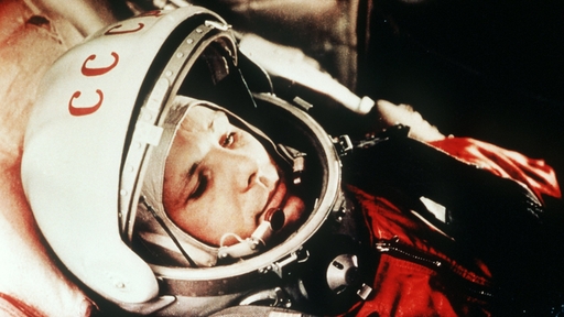 Der sowjetische Kosmonaut Juri Gagarin in der Raumkapsel "Wostok"  kurz vor dem Start zum Weltraumflug