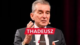 Michel Friedman spricht bei einem Auftritt auf der Lit. Cologne 2022