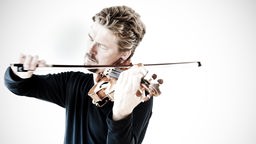 Christian Tetzlaff, Geige spielend