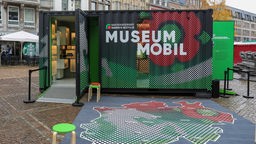 Das "MuseumMobil", mit dem das Haus der Geschichte Nordrhein-Westfalen auf Reisen gegangen ist.