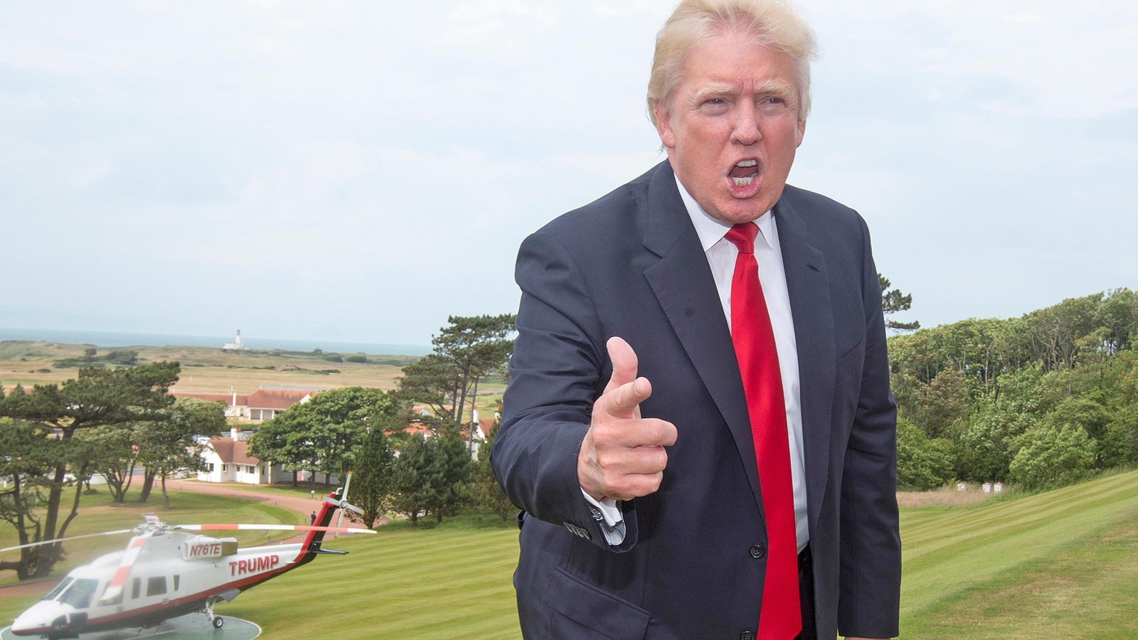 Donald Trump 2013 mit seiner "You´re fired"-Geste