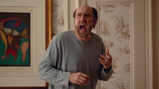 Ein Mann steht schreiend im Zimmer in dem Film "Dream Scenario". 