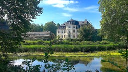 Ausflugstipps zu Flusslandschaften in NRW: Das Schloss Türnich im Erft-Kreis
