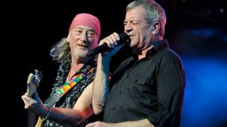 Ian Gillan und Roger Glover bei einem Konzert 2010