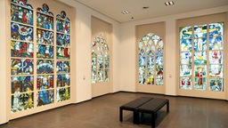 Mittelalterliche Glasmalerei im Museum Schnütgen