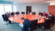 Atomgespräch im Bundeskanzleramt am 15.03.2011 mit Kanzlerin Angela Merkel
