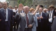 Gorbatschow und Ehefrau Raissa 1989 bei Staatsbesuch