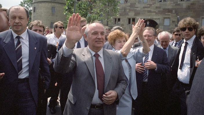 Michail Gorbatschow und Ehefrau Raissa 1989 bei Staatsbesuch in Deutschland