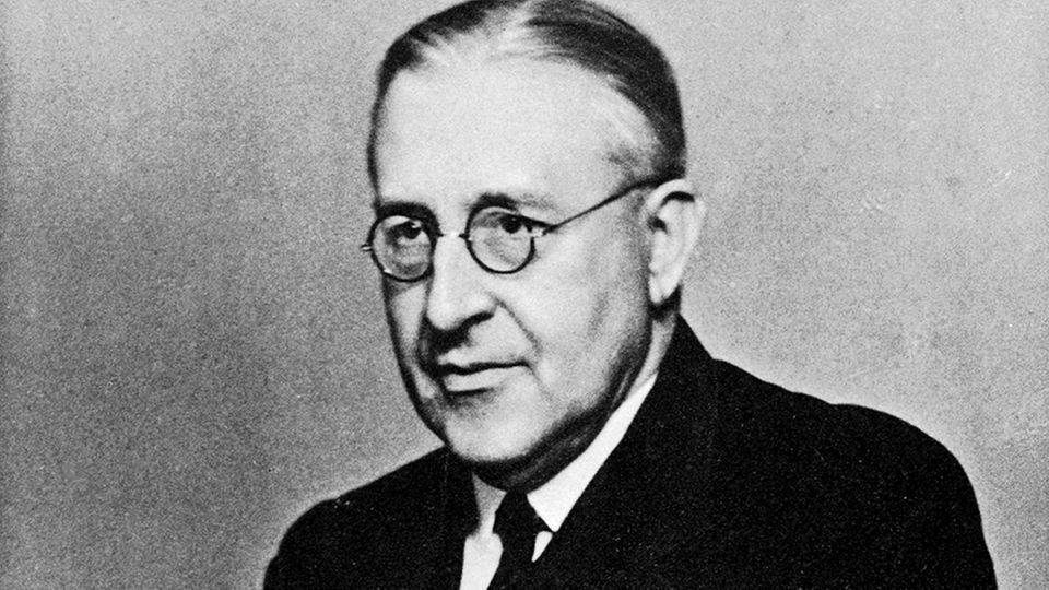Physiker Victor Franz Hess (Porträtfoto um 1935, s/w)