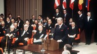 Irlands Ministerpräsident Jack Lynch bei seiner Ansprache anlässlich der Unterzeichnung der EWG-Beitrittserklärungen 1972
