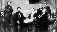 Die Proklamation der Sklavenbefreiung durch Präsident Abraham Lincoln (3.v.l.) am 22. September 1862.