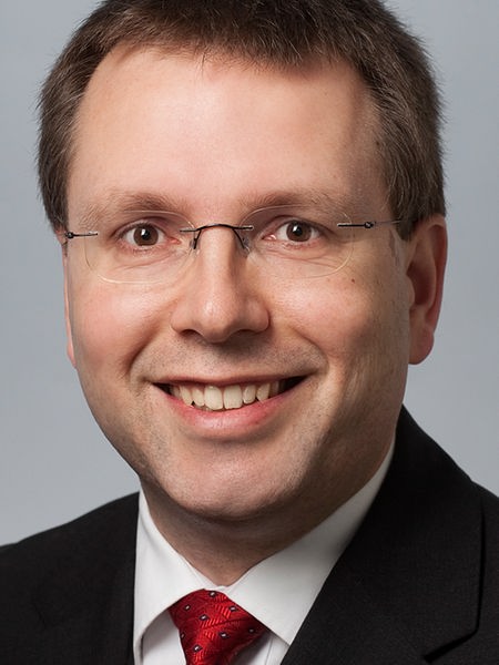 <b>Christian von Coelln</b>, Staats- und Verwaltungsrechtler an der Universität <b>...</b> - voncoelln100_v-WDRPortraitGross