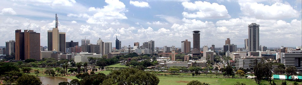 Stadtpanorama mit Rathaus in Nairobi