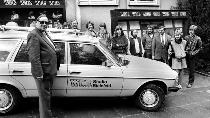 Der Leiter des Bielefelder WDR-Studios, Werner Höcker, und sein Team 1984