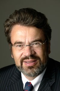Professor Dr. Thomas Rönnau