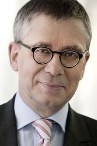  Prof. Gebhard Henke