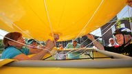 Vorbereitung und Auflassen des Ballons an der Schachtanlage Minister Stein in Dortmund