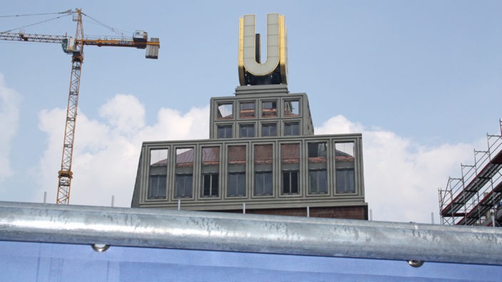 Ein Baukran neben dem U-Turm, Mai 2010