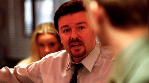 David (Ricky Gervais) sucht nach einer neuen Sekretärin.
