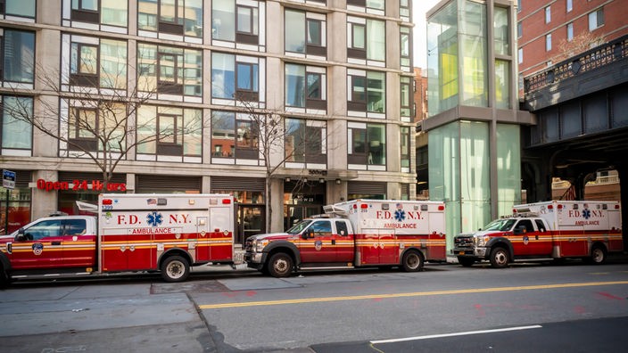 New York during the COVID-19 pandemic Ambulances