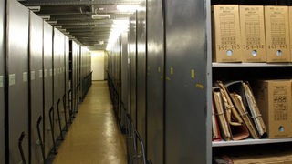 Aktenschränke im -Archiv der Bundesbeauftragten für die Unterlagen des Staatssicherheitsdienstes der ehemaligen DDR- in Berlin