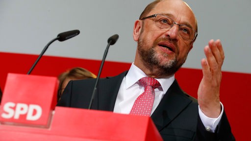 SPD-Chef Martin Schulz während einer Rede am Podium
